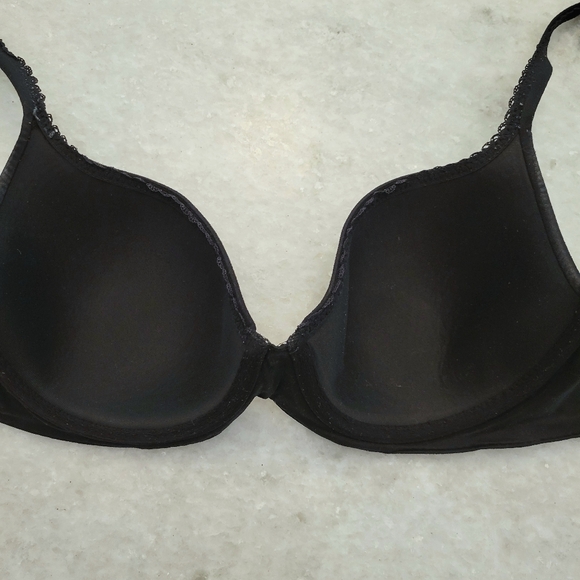 Victoria’s Secret Body By Victoria Black Lined Demi Bra Size 34D - Picture 4 of 10